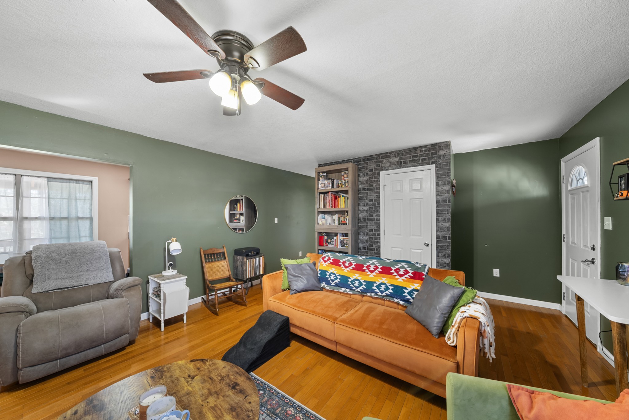 124 Brown Ln