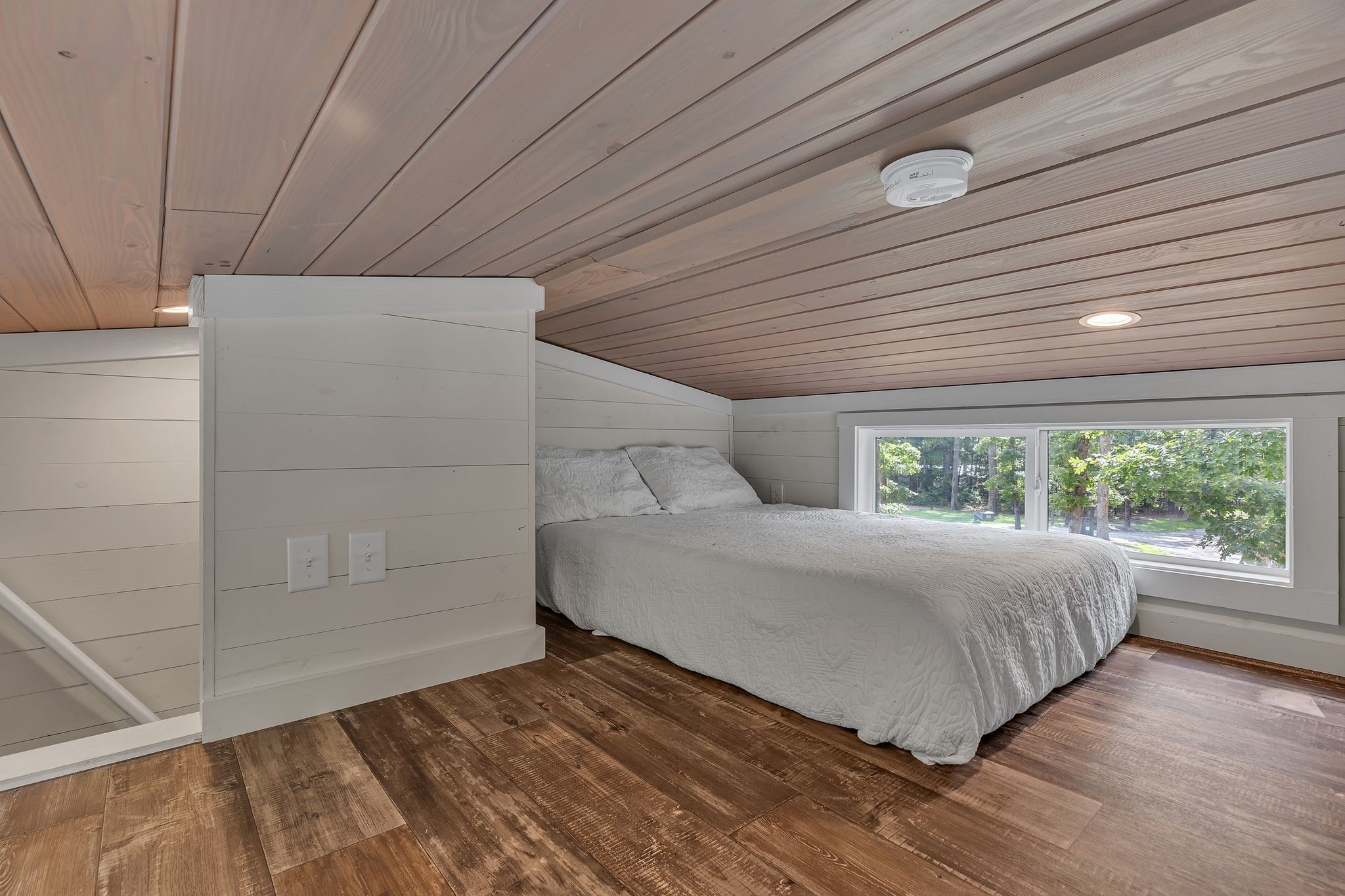 238 Mountain Laurel