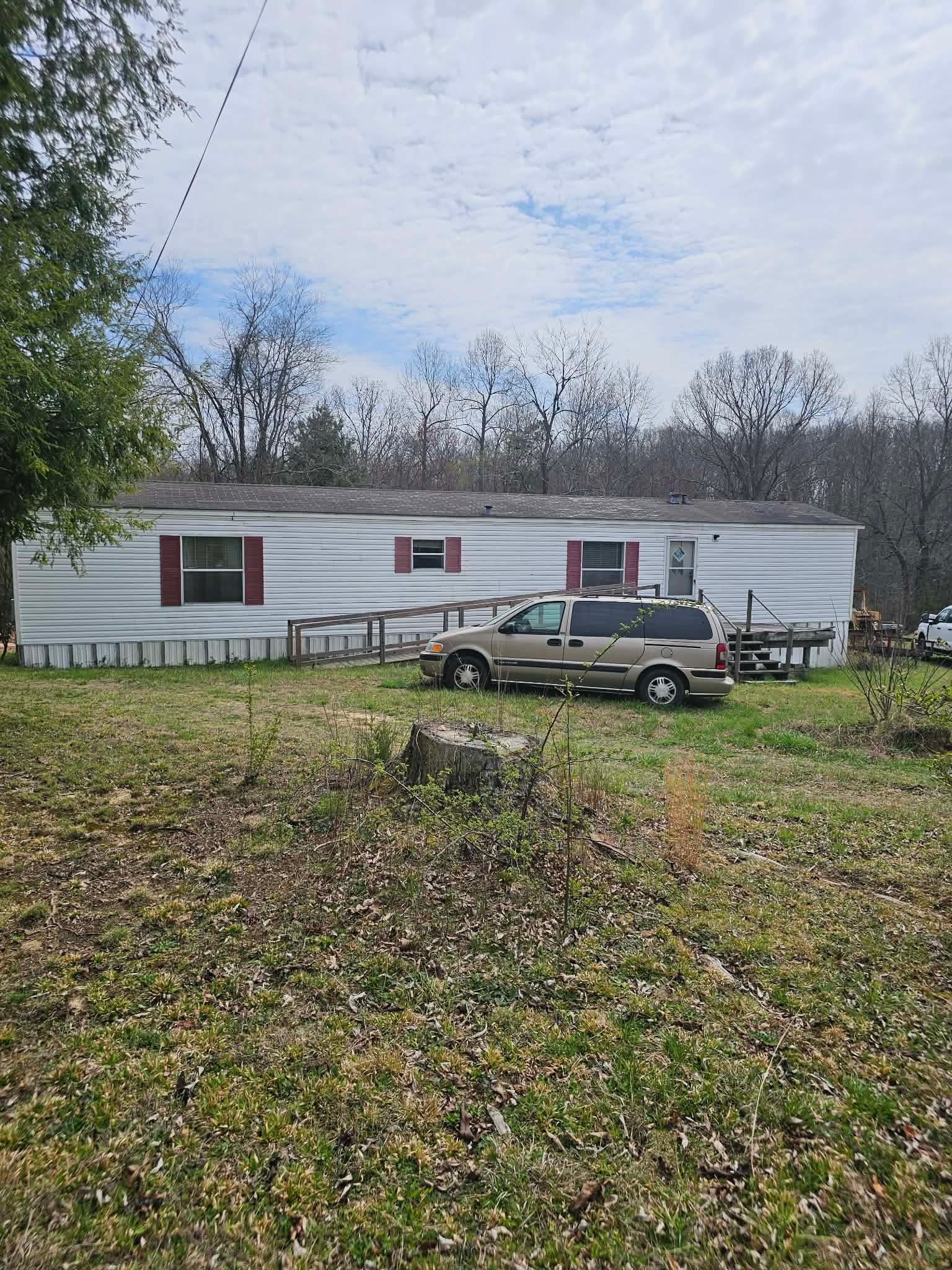 3182 Main St