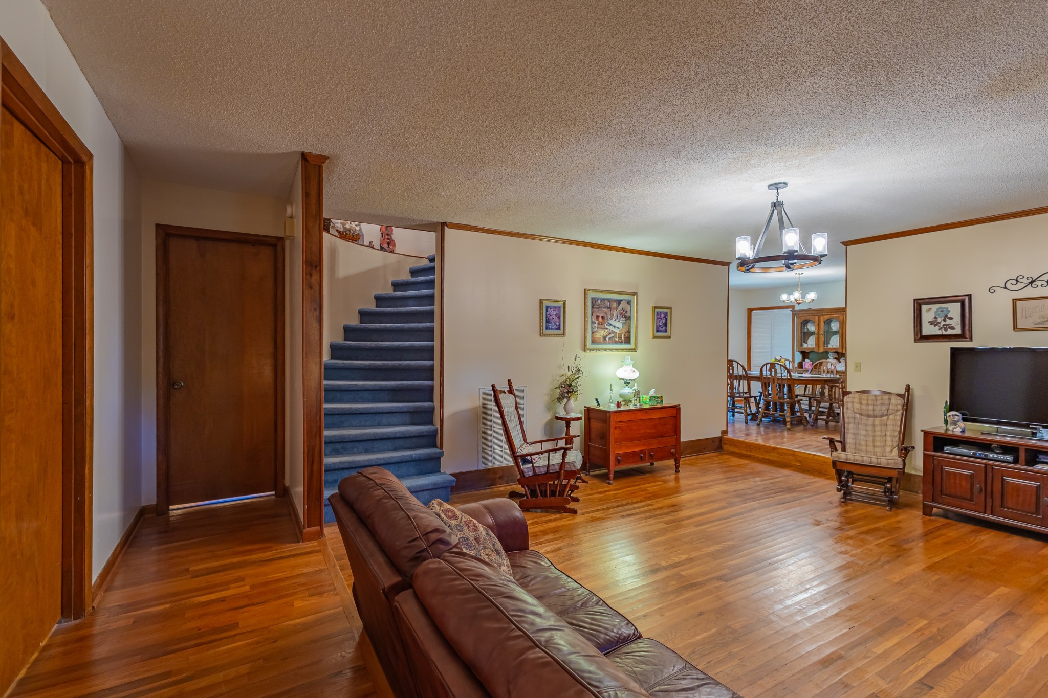 120 Evans Dr