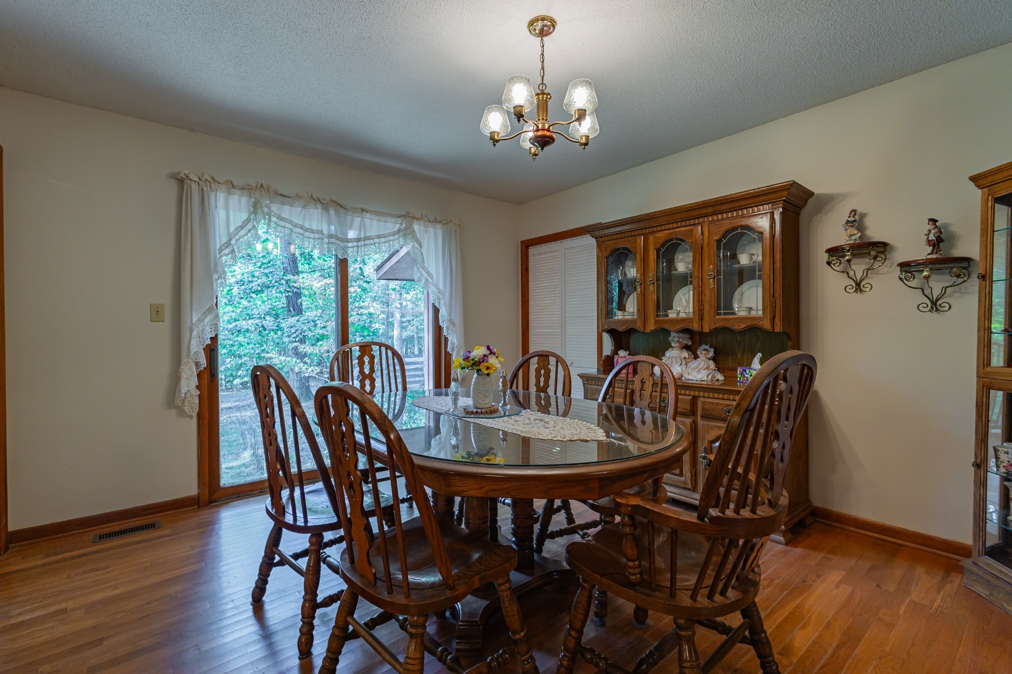120 Evans Dr