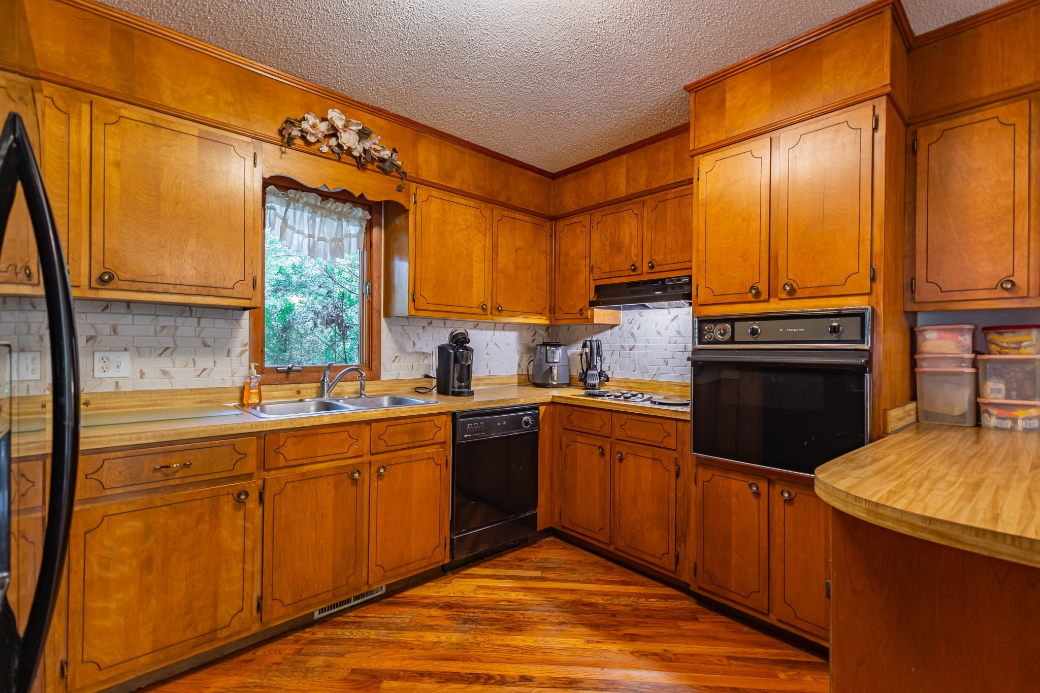 120 Evans Dr