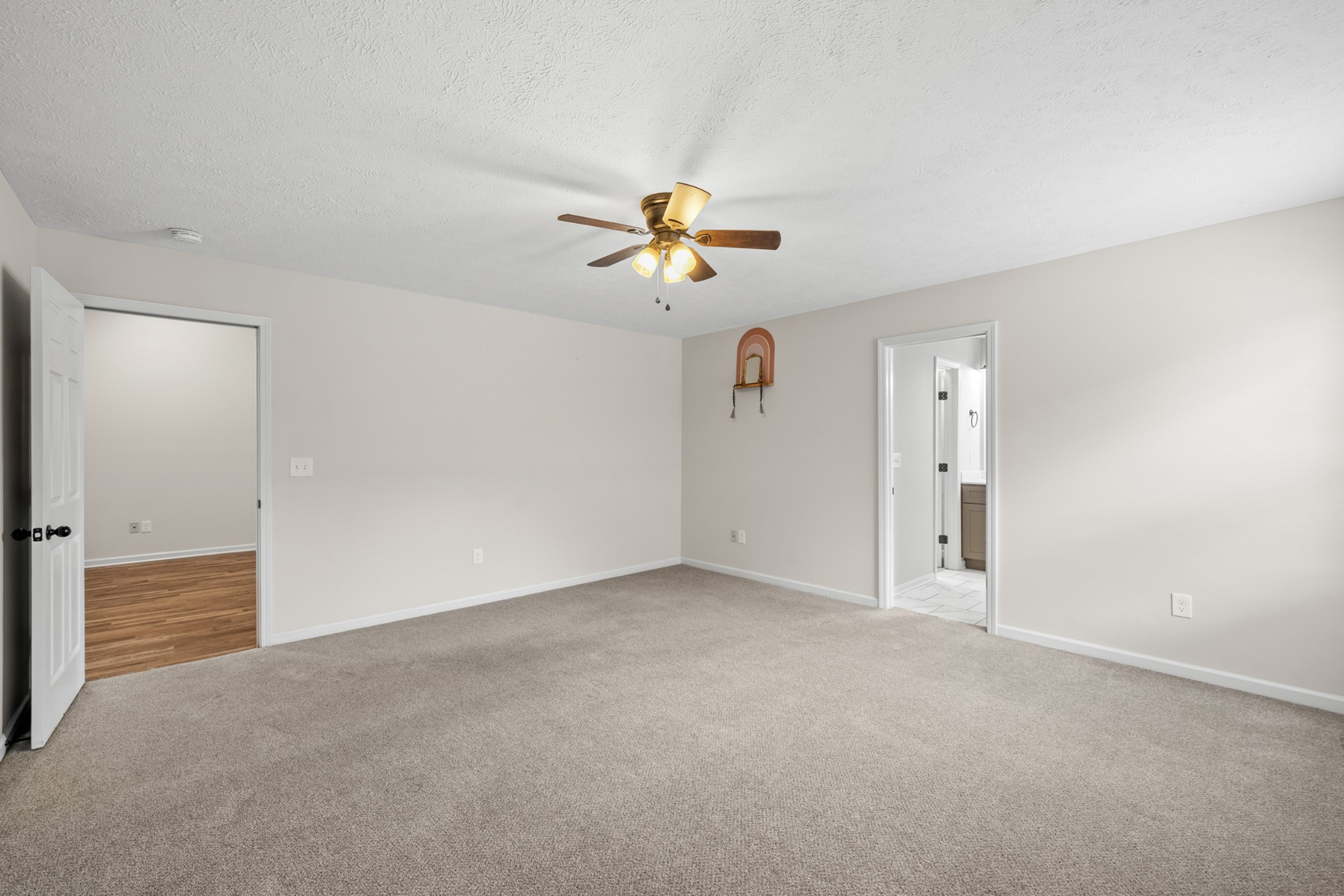 40 Daffodil Dr