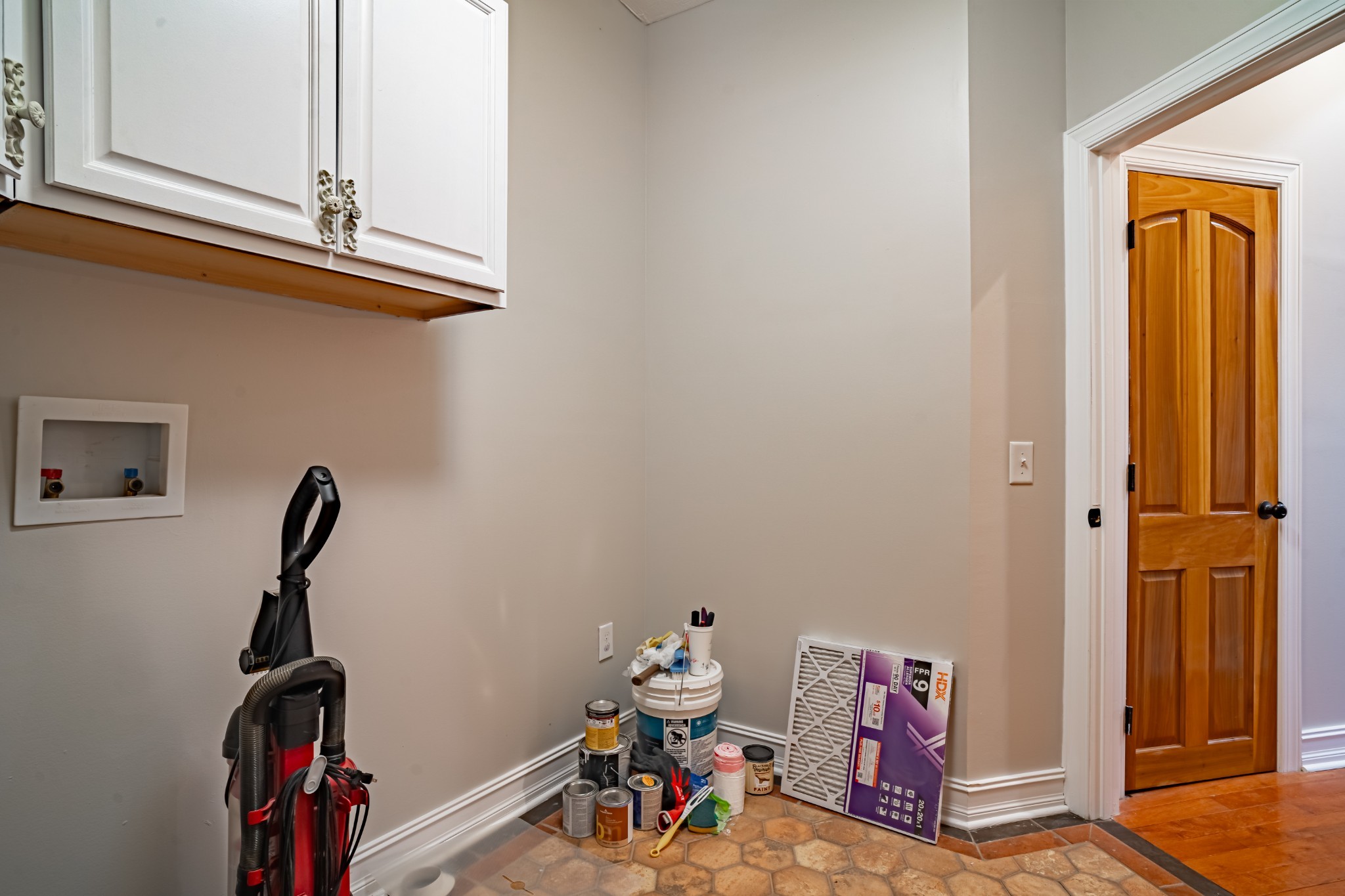 550 Laurel Crown Rd