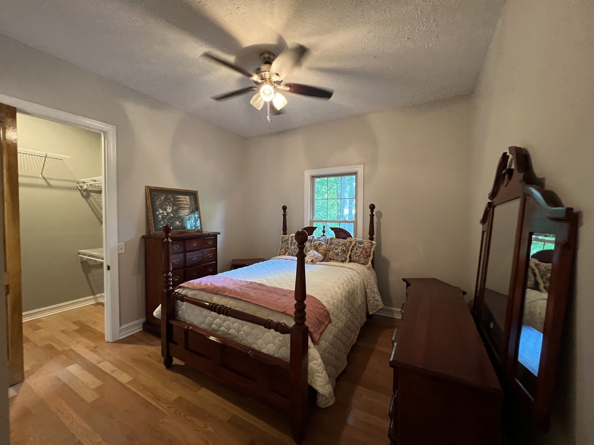 550 Laurel Crown Rd