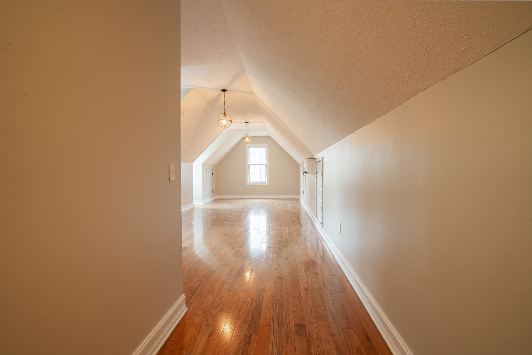 550 Laurel Crown Rd