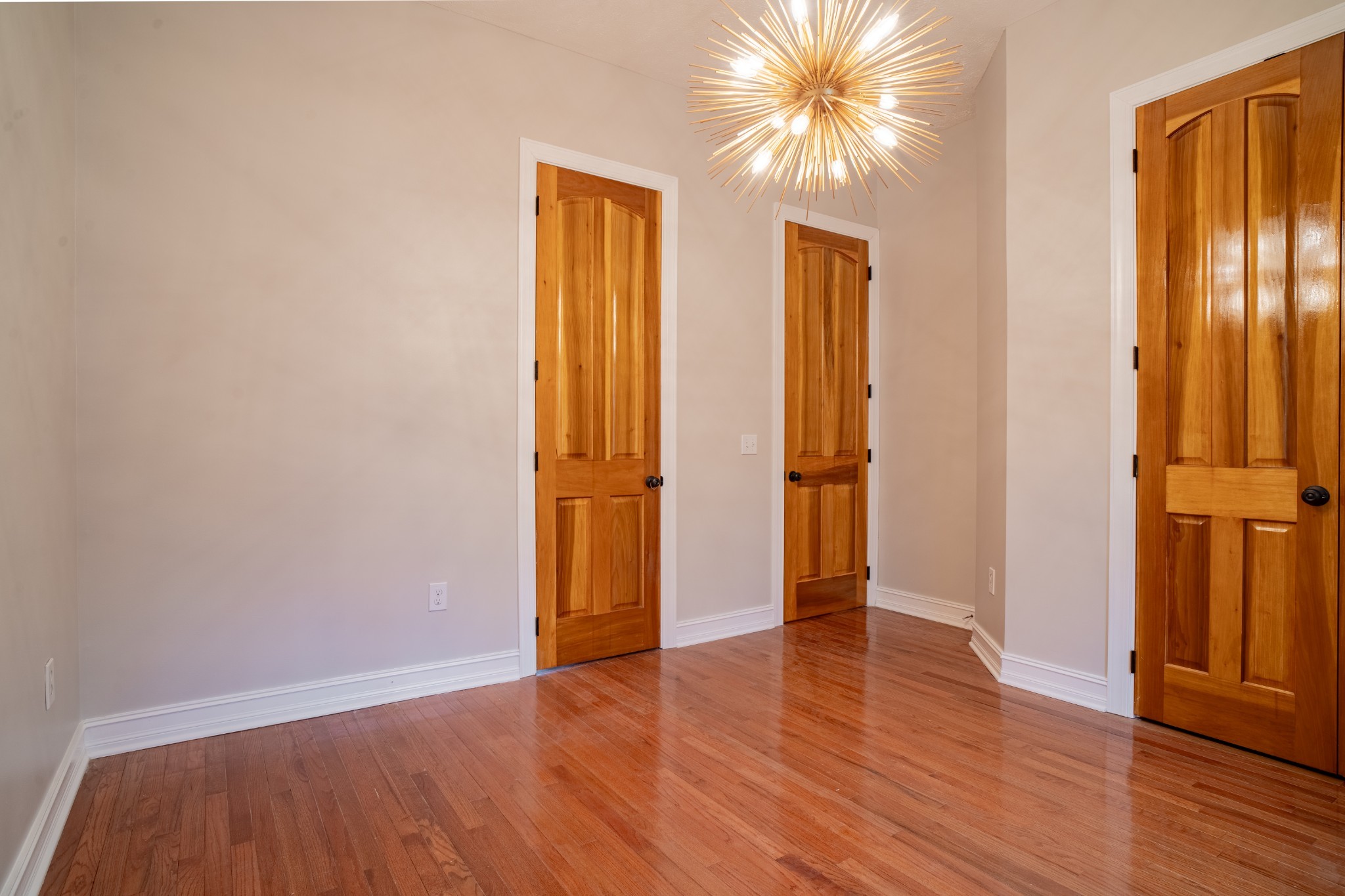 550 Laurel Crown Rd