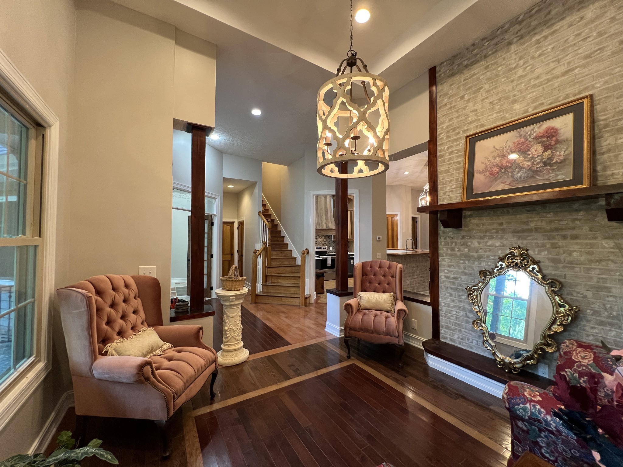 550 Laurel Crown Rd