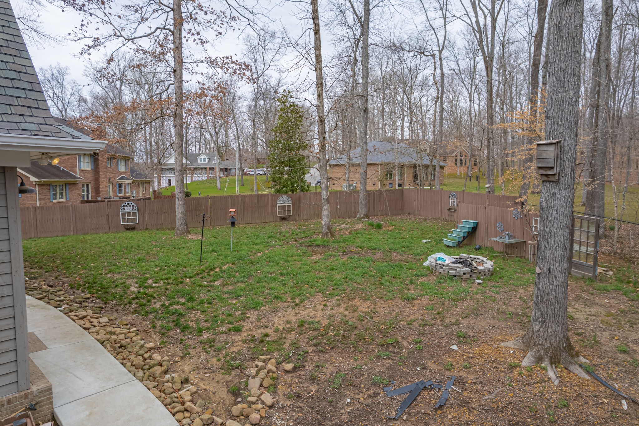 550 Laurel Crown Rd