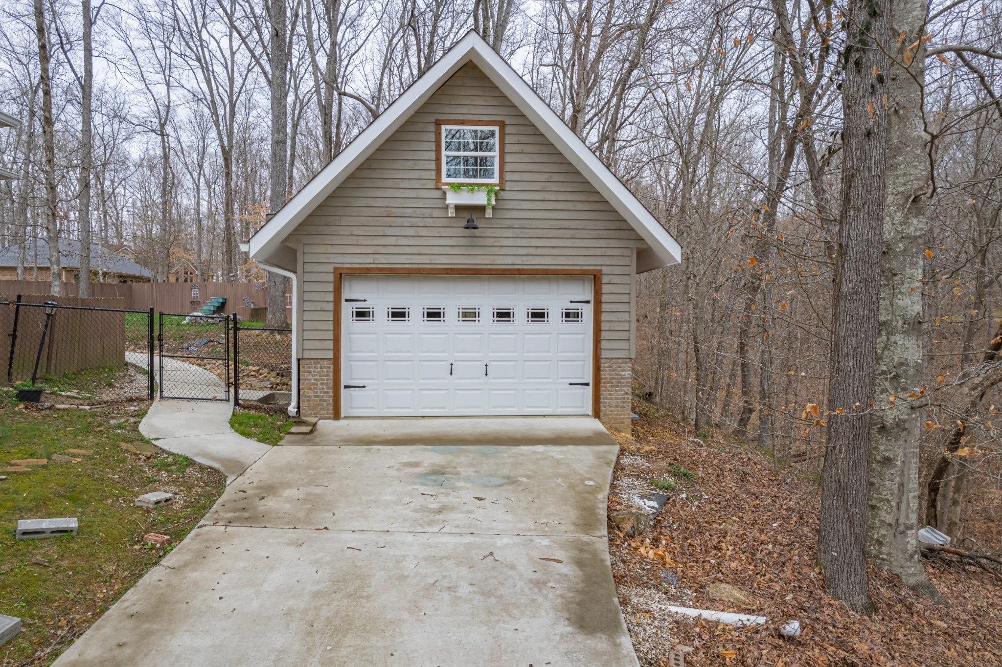 550 Laurel Crown Rd