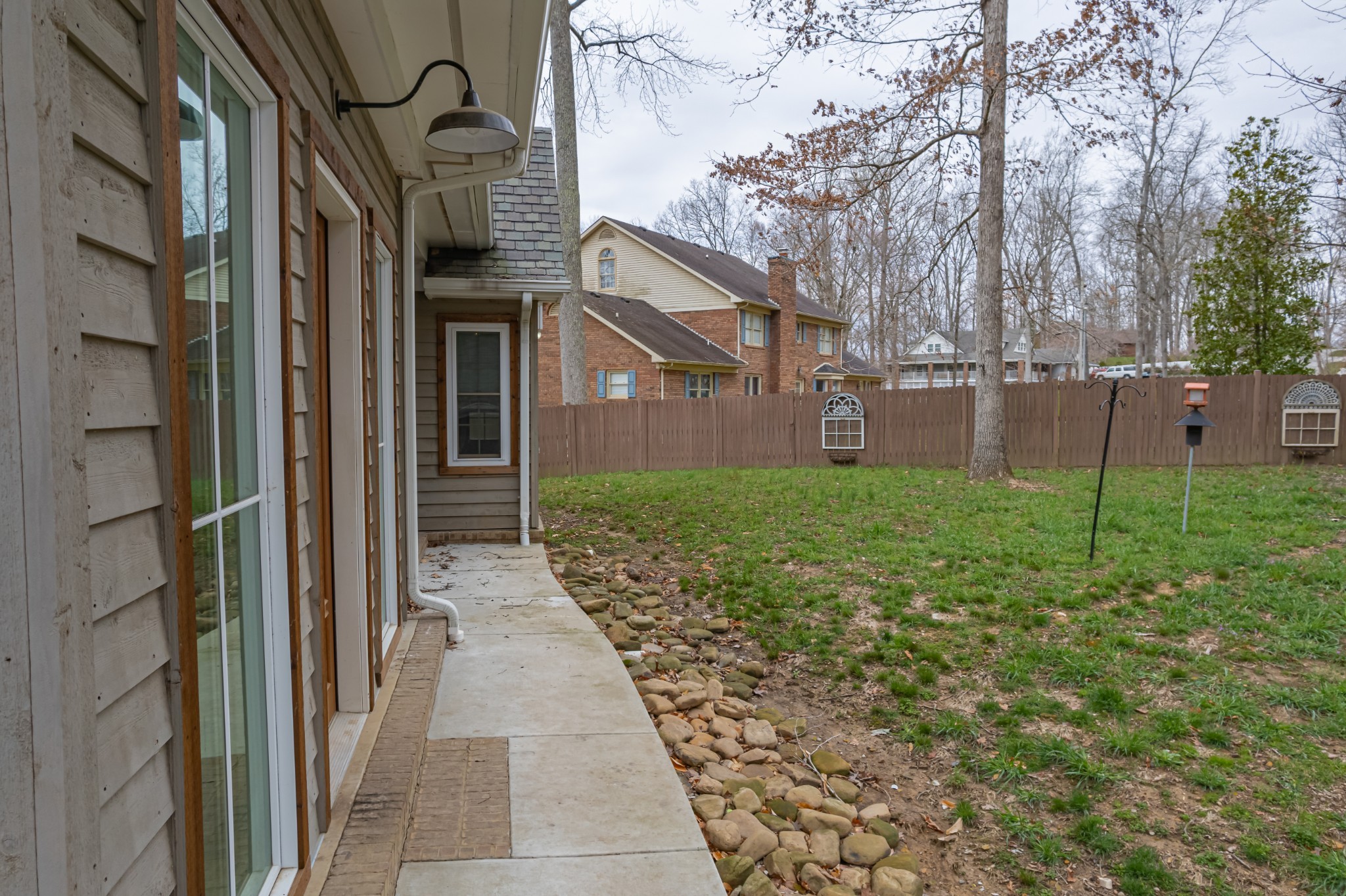 550 Laurel Crown Rd