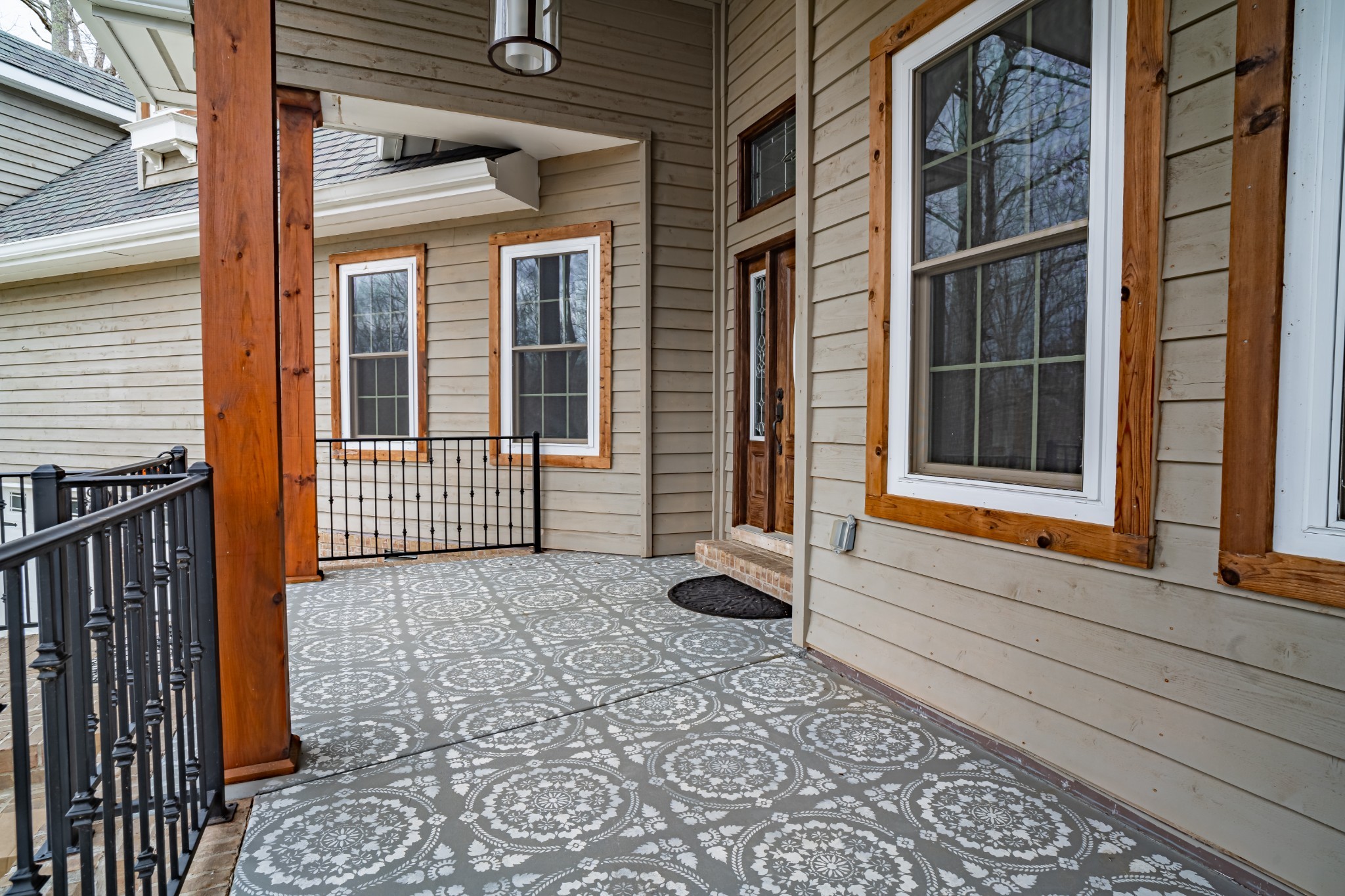 550 Laurel Crown Rd