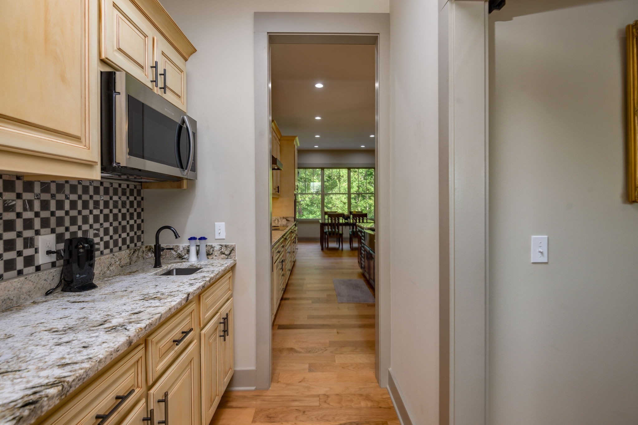 61 Joy Cir