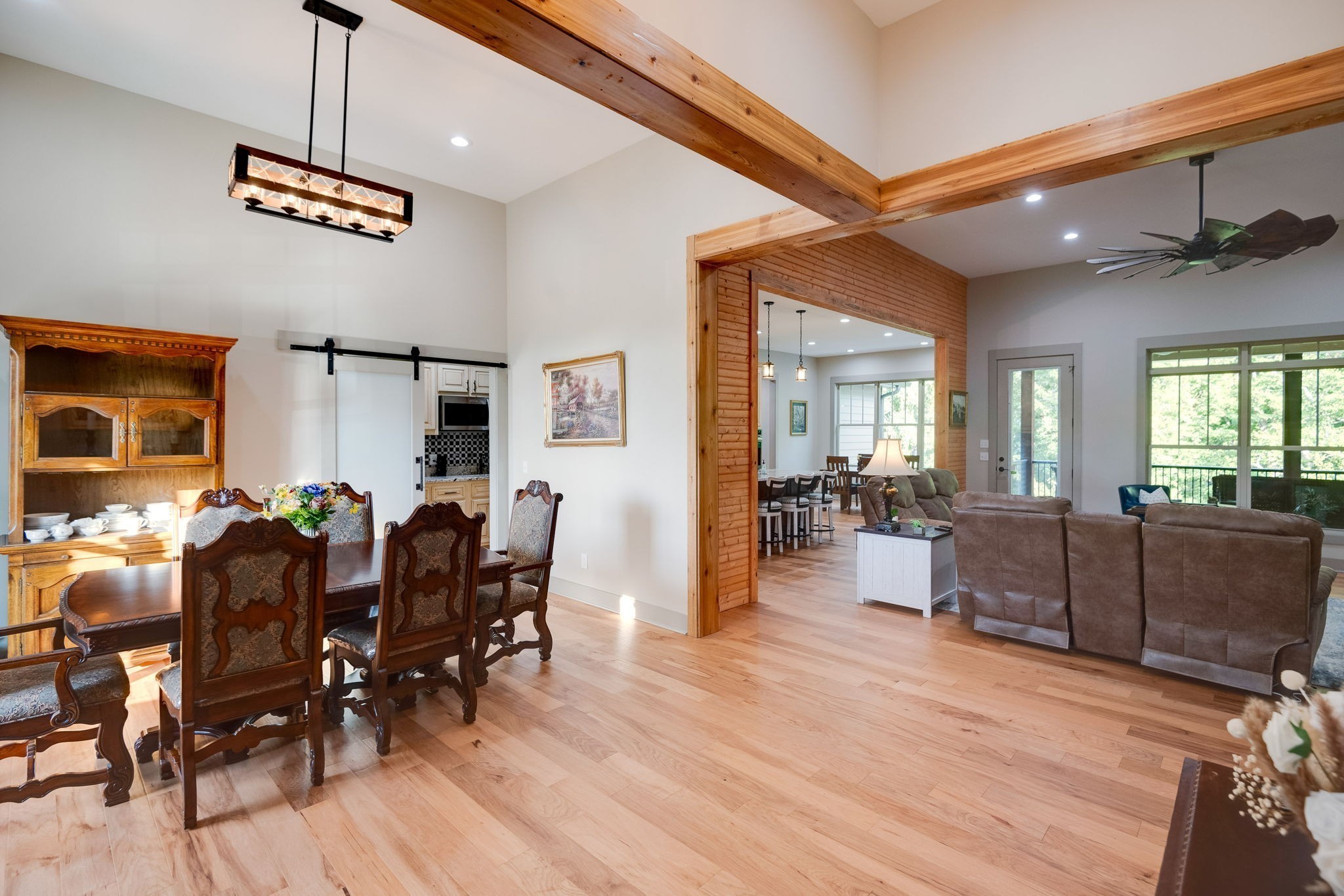 61 Joy Cir