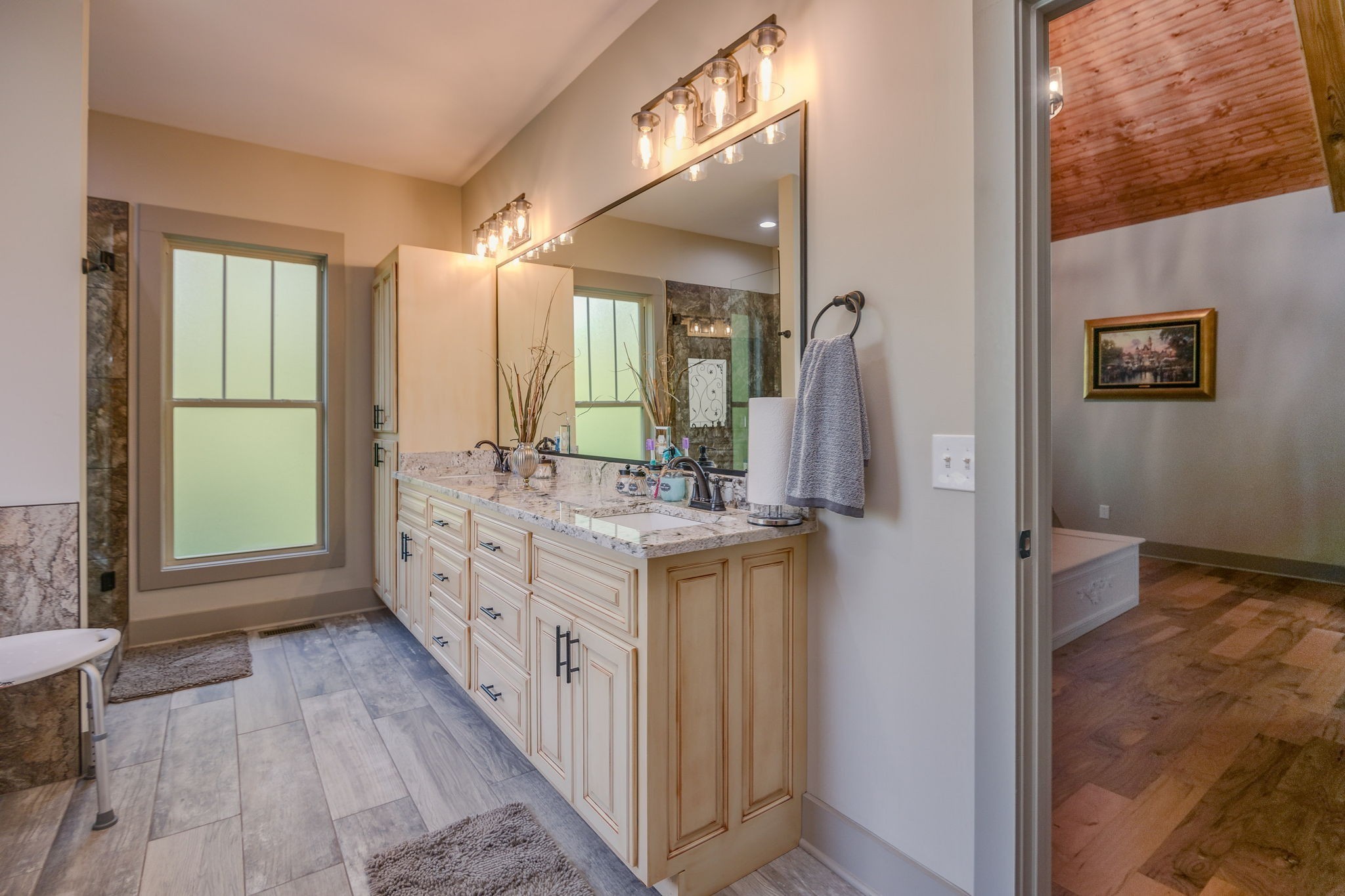 61 Joy Cir