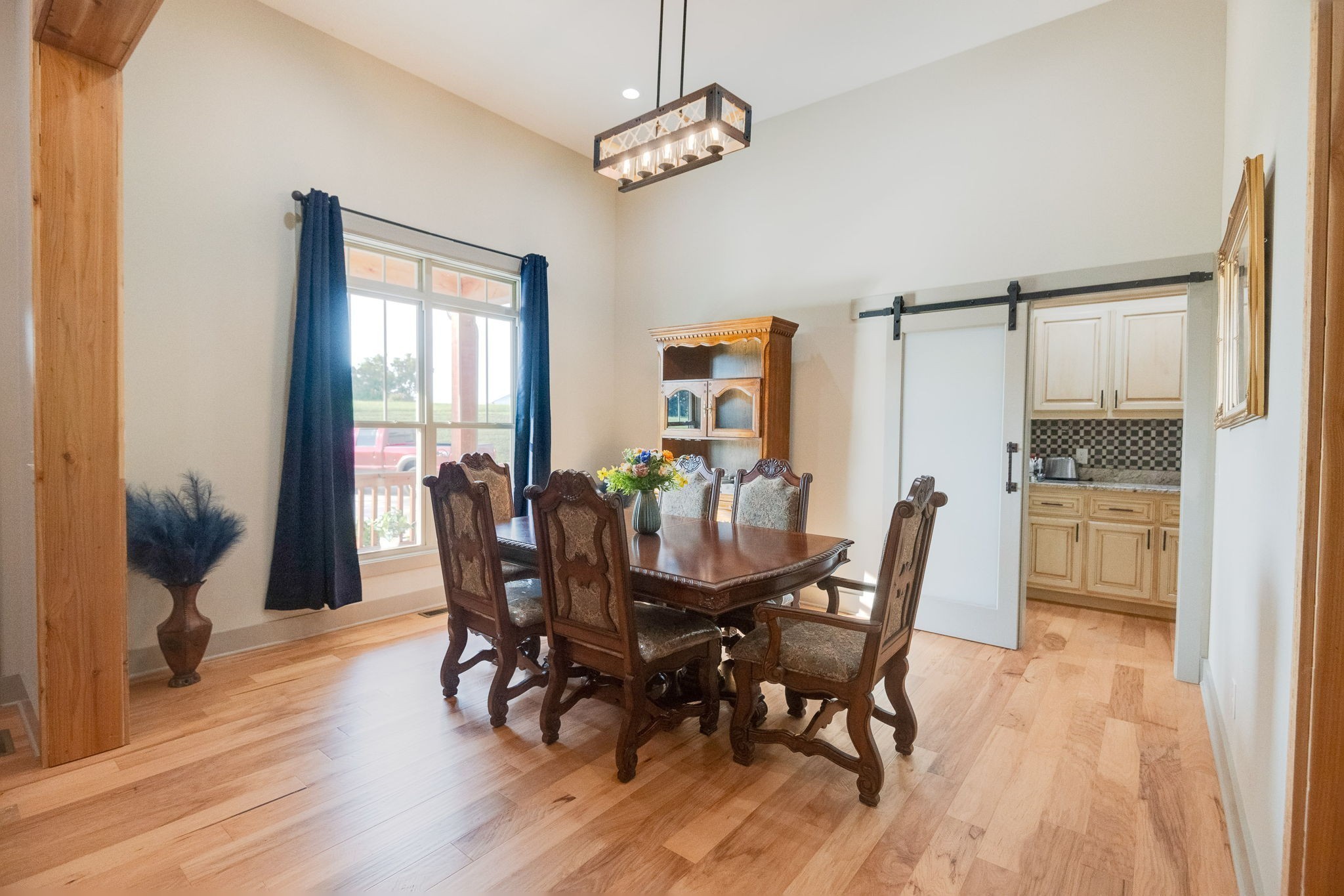 61 Joy Cir