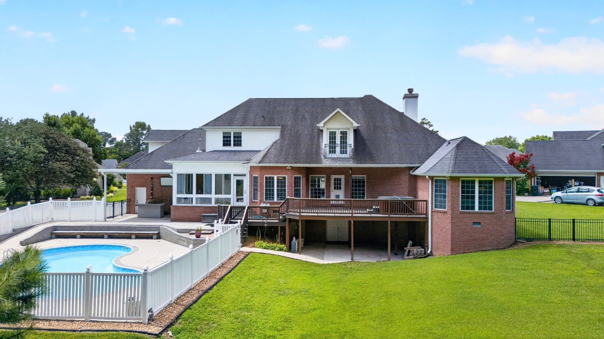 104 Williams Ct