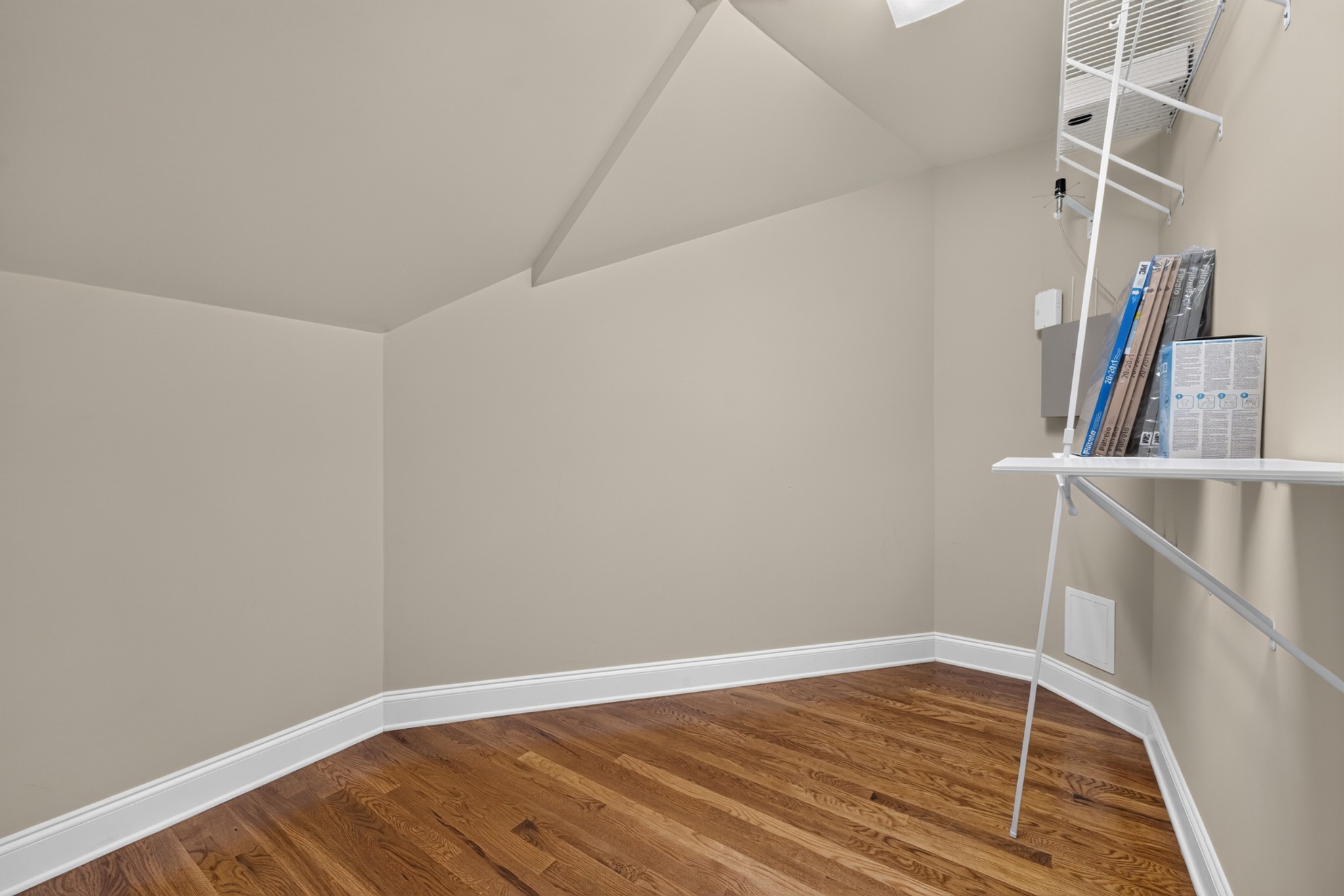 104 Williams Ct