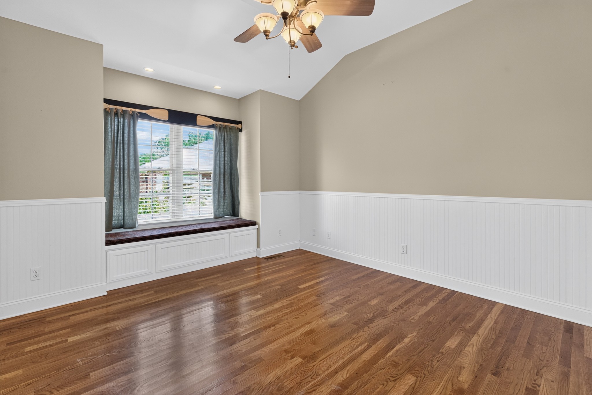104 Williams Ct