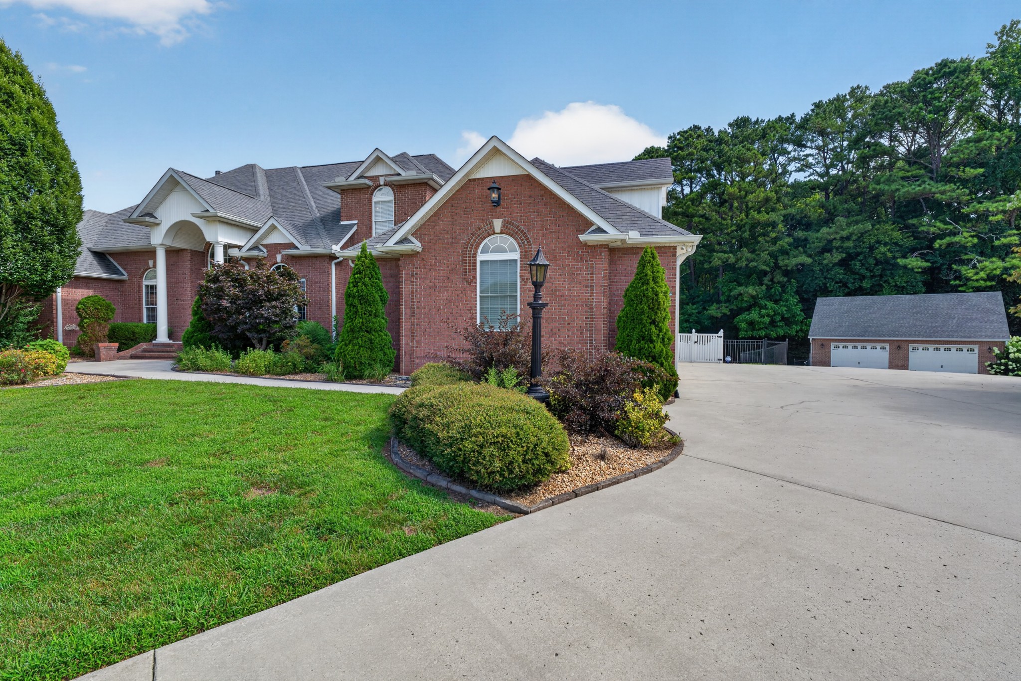 104 Williams Ct