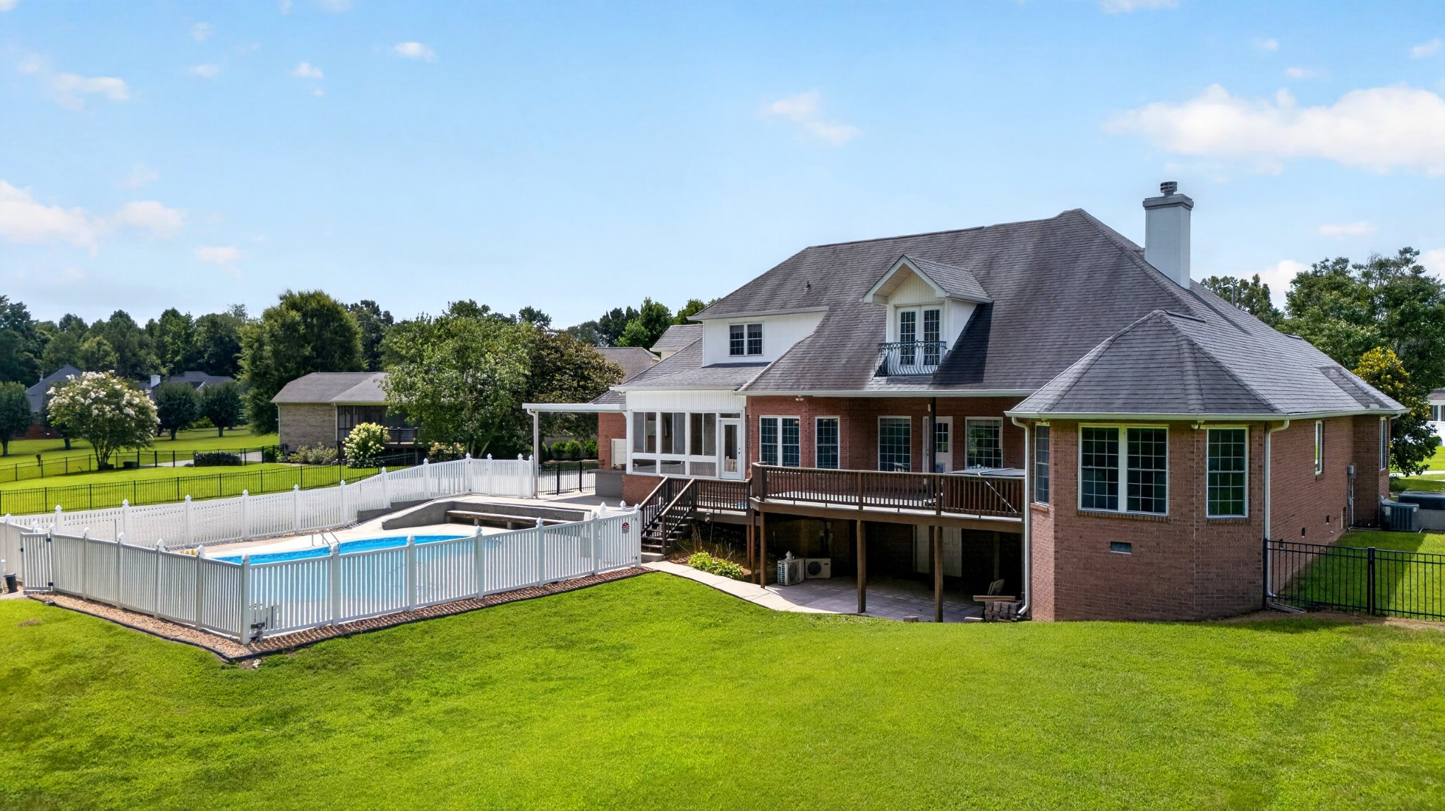 104 Williams Ct