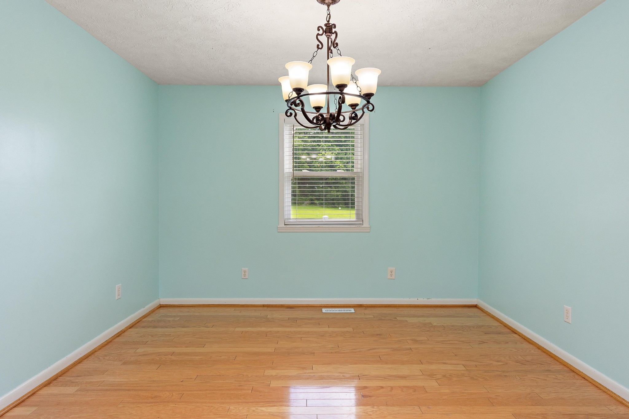 124 Amy Rd