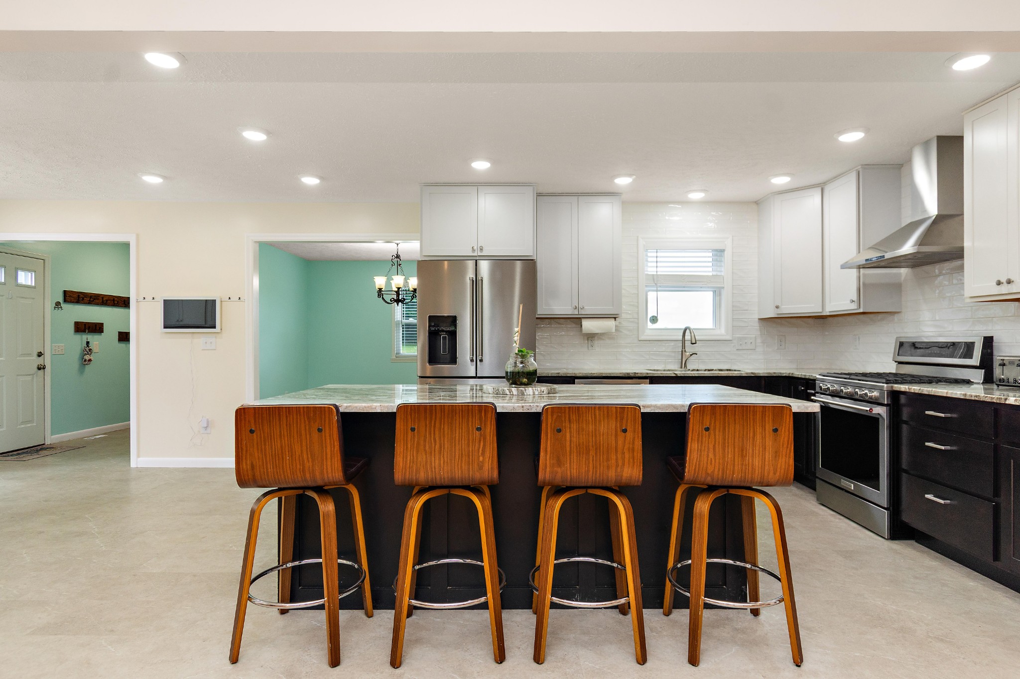 124 Amy Rd