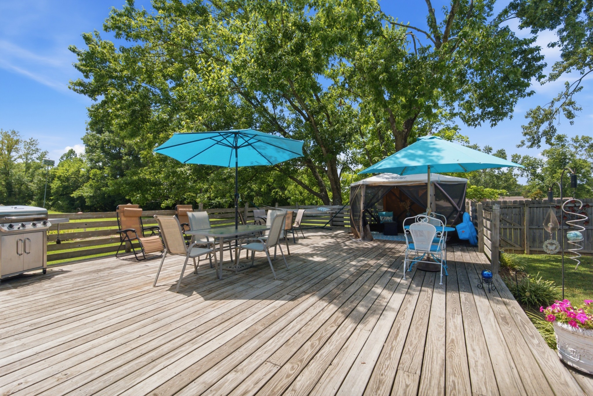 1004 Longview Dr