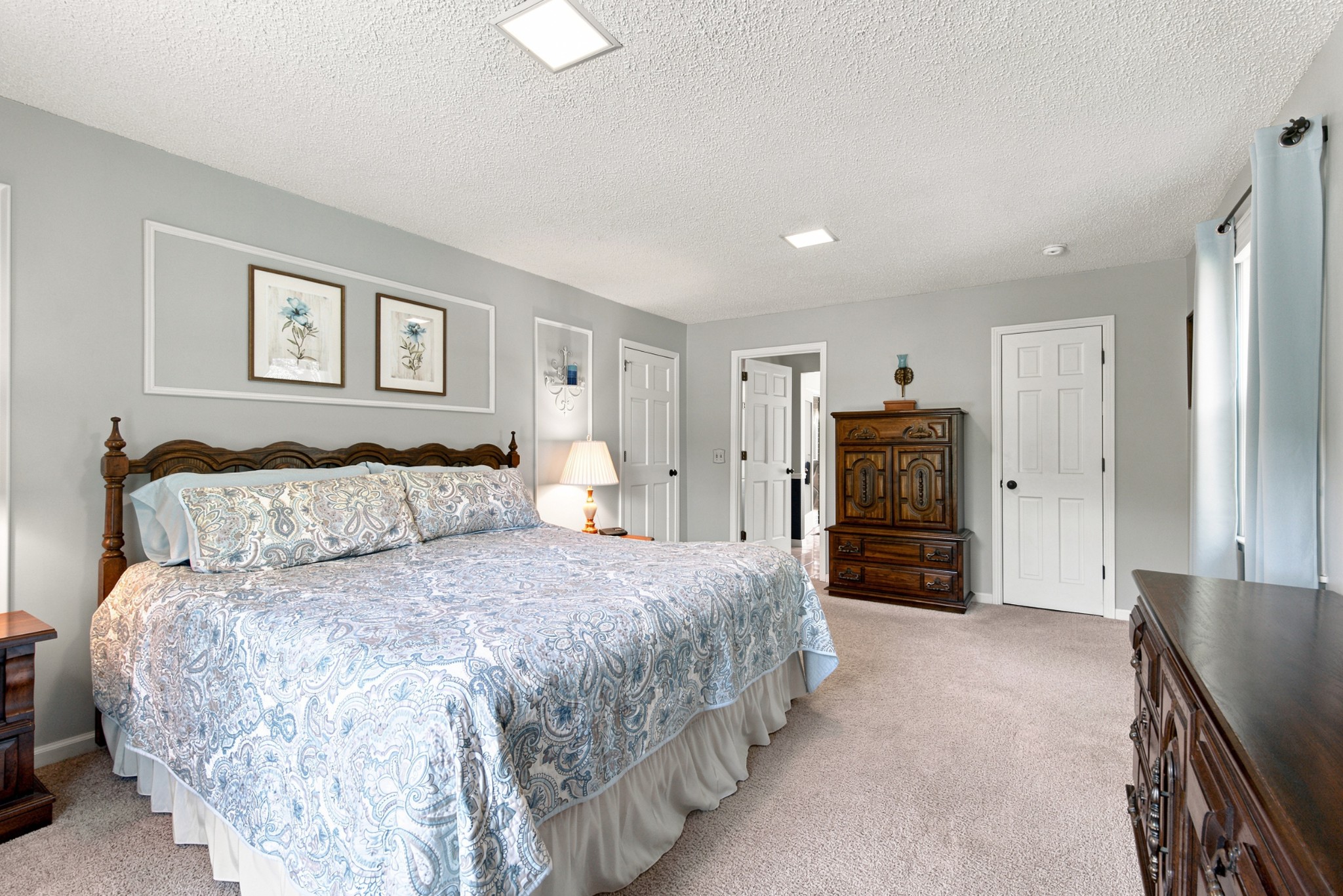 1004 Longview Dr