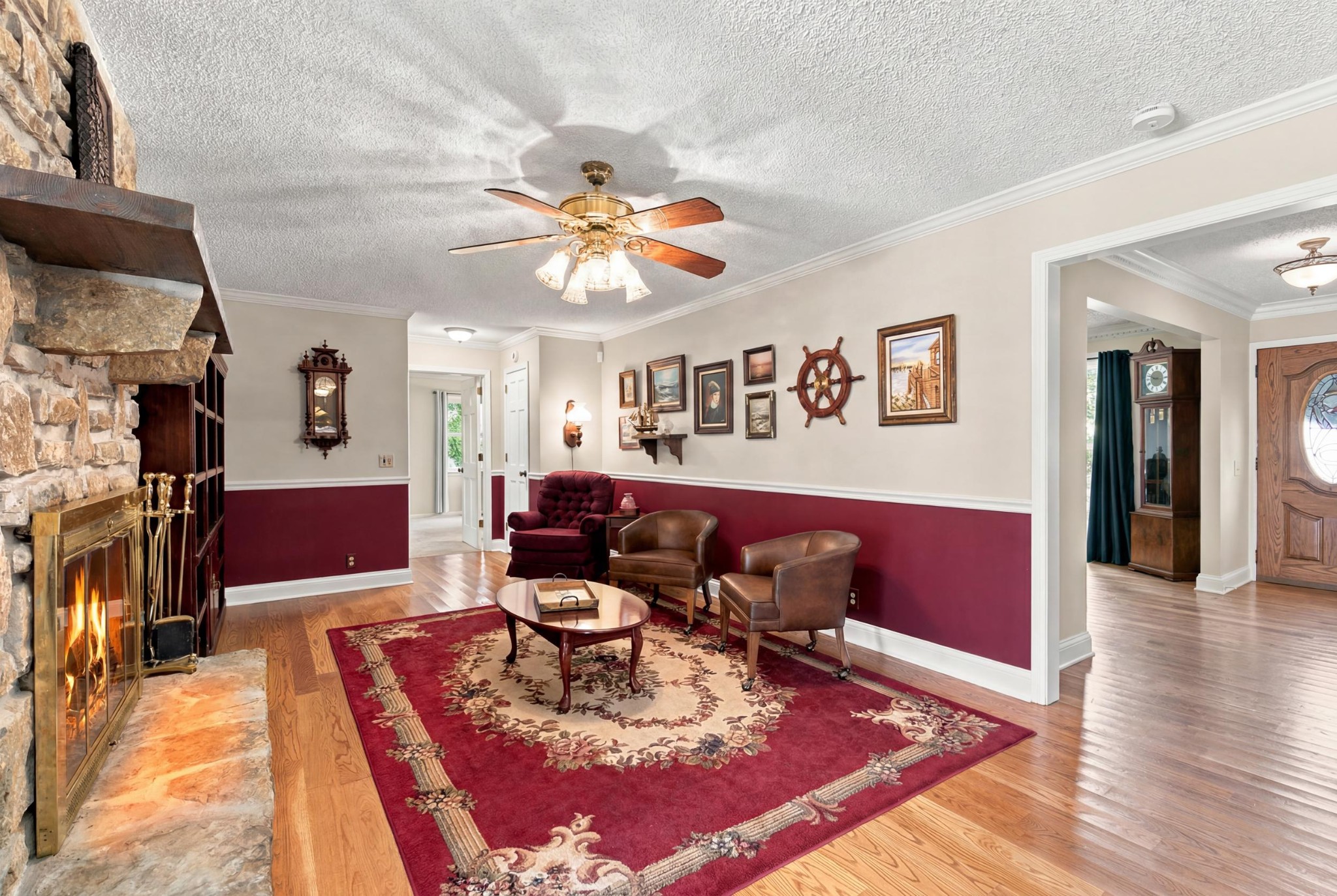1004 Longview Dr