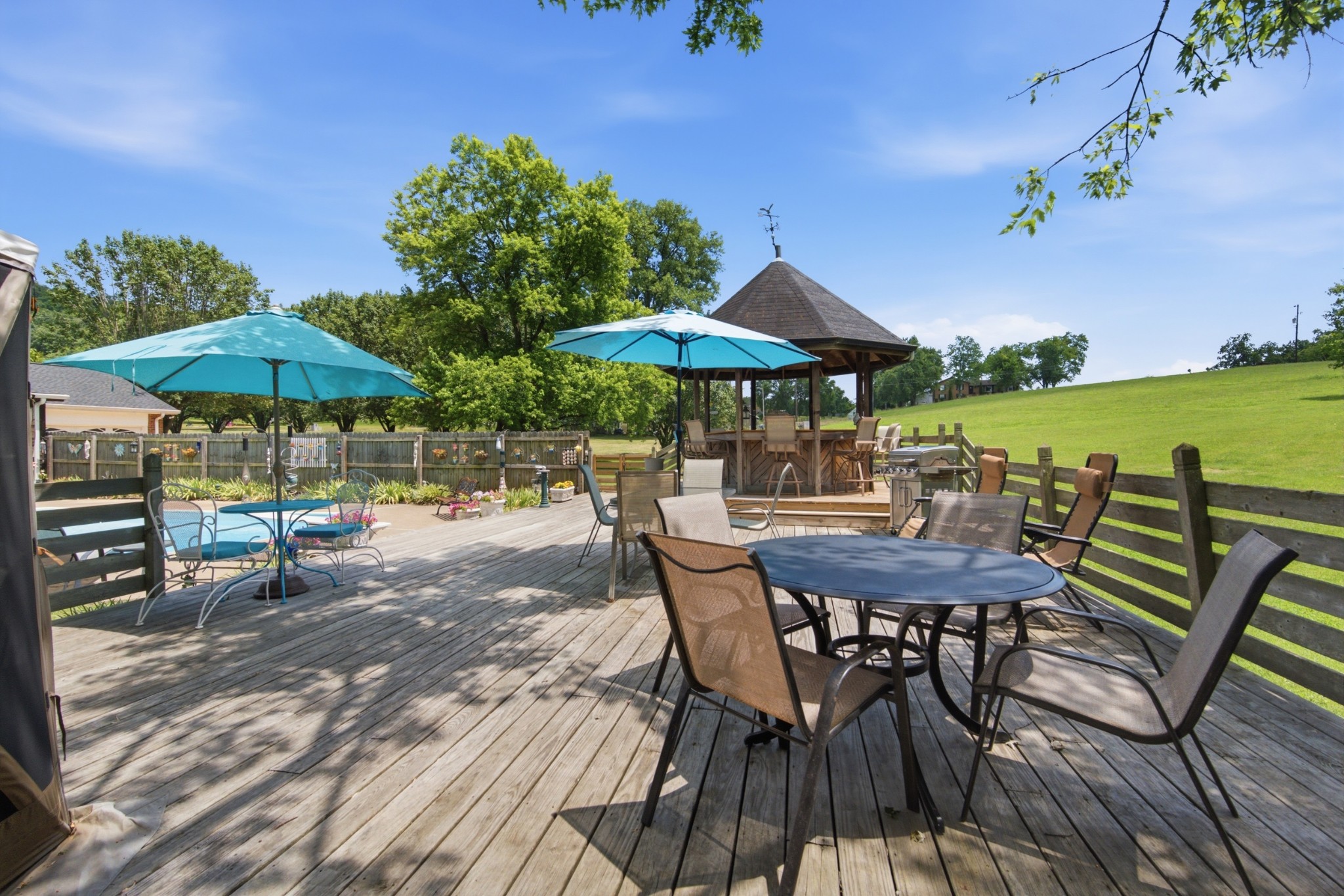 1004 Longview Dr