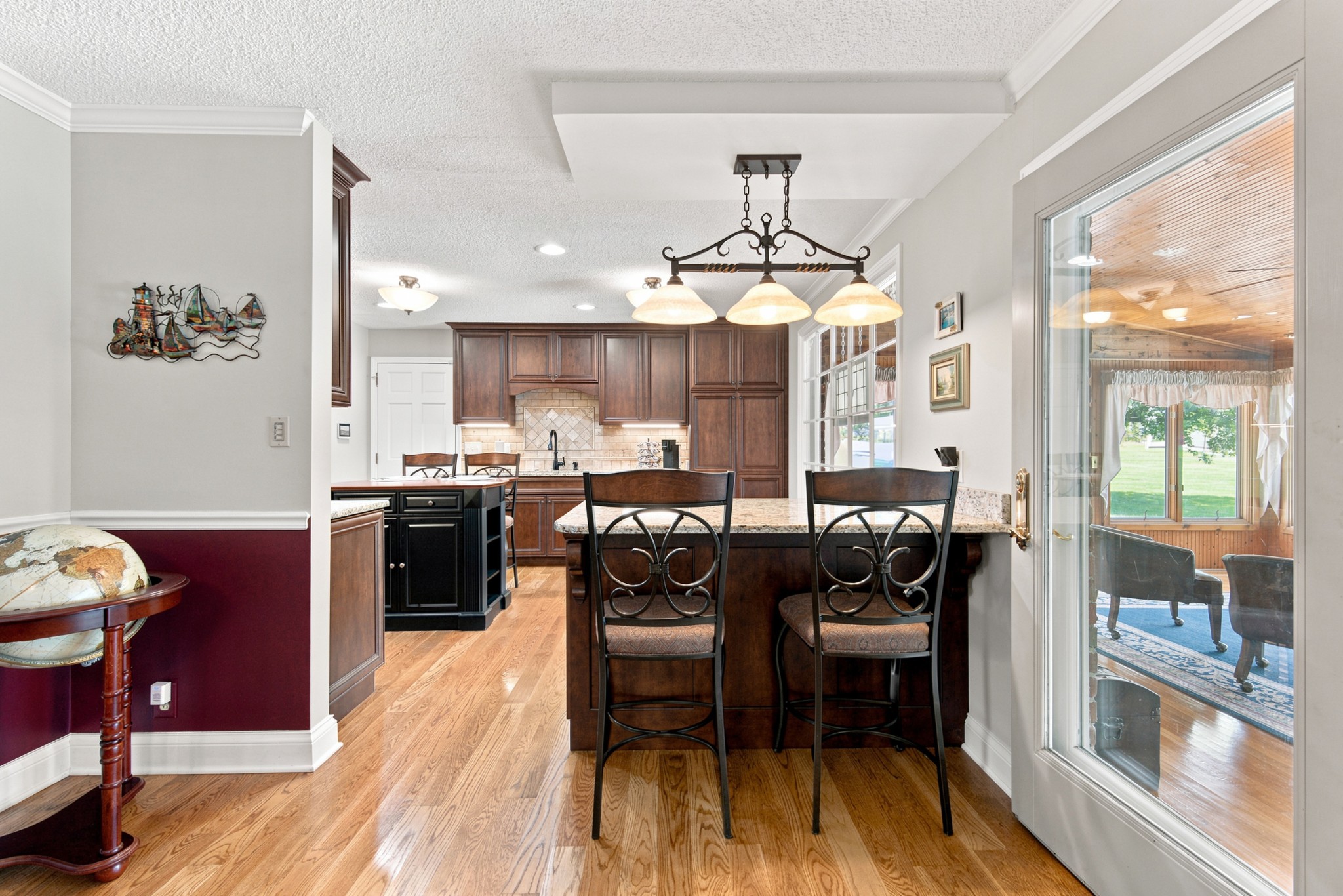 1004 Longview Dr