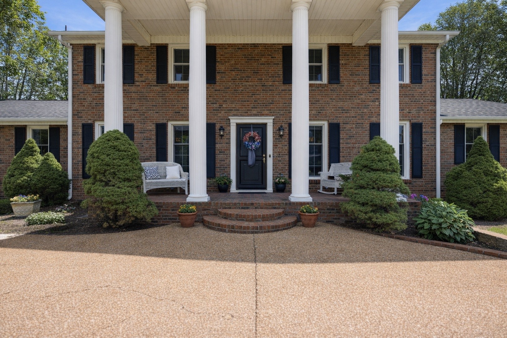 1004 Longview Dr