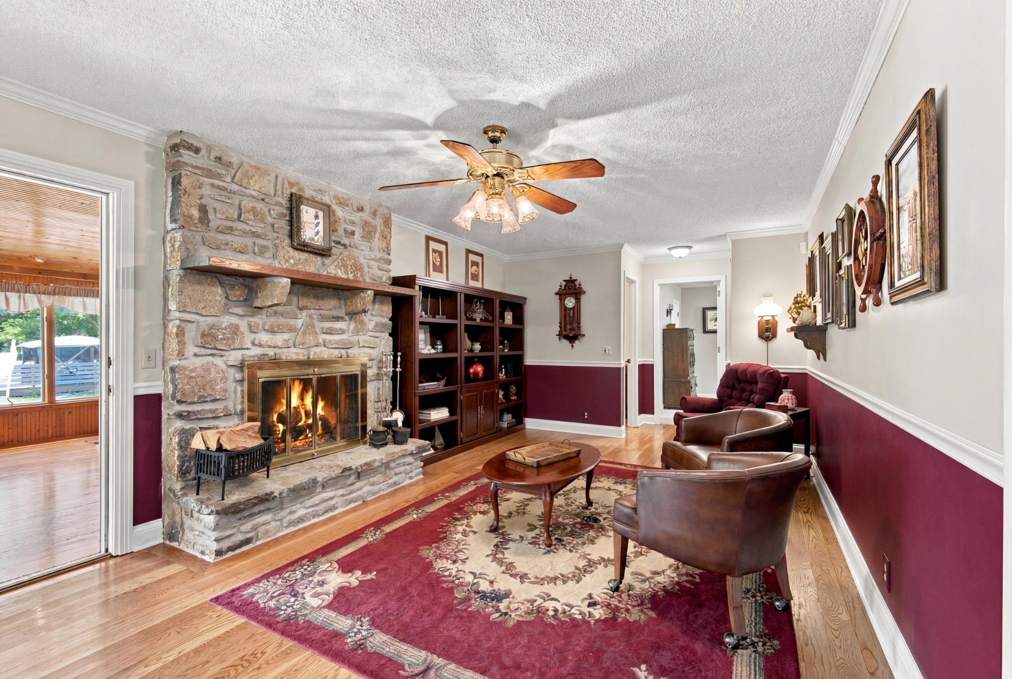 1004 Longview Dr
