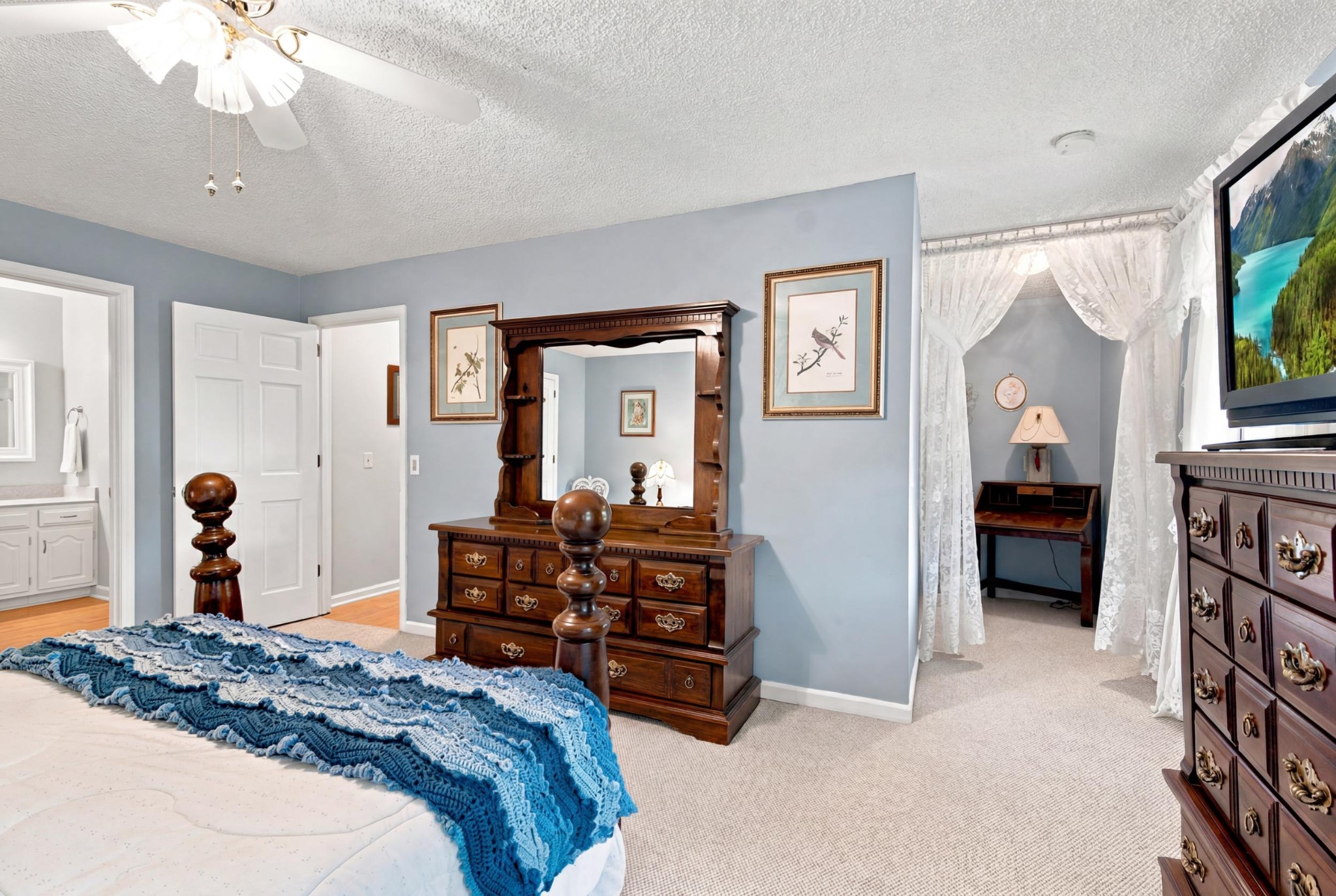 1004 Longview Dr