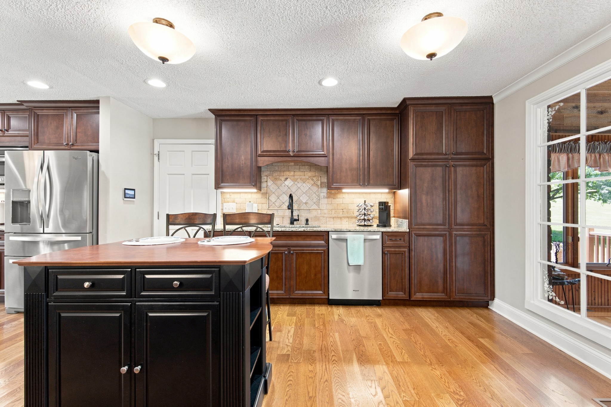 1004 Longview Dr