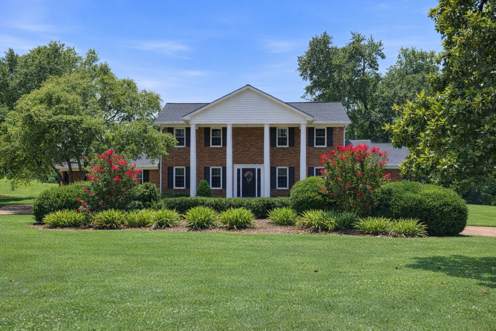 1004 Longview Dr