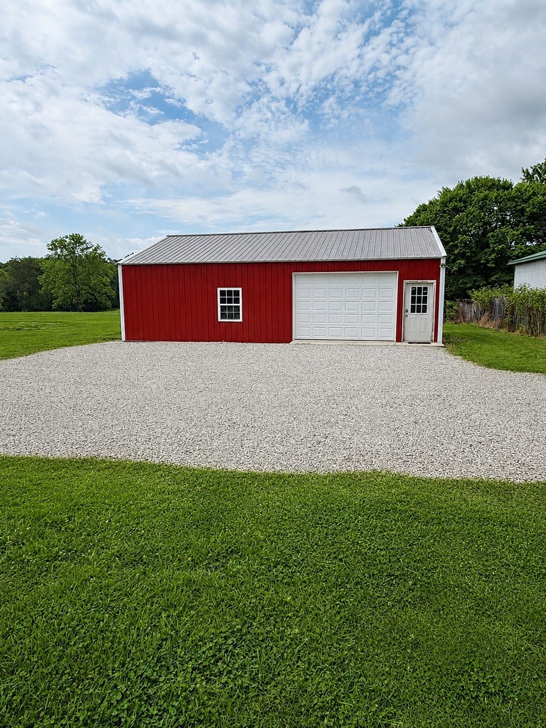 87 Eaton Ln
