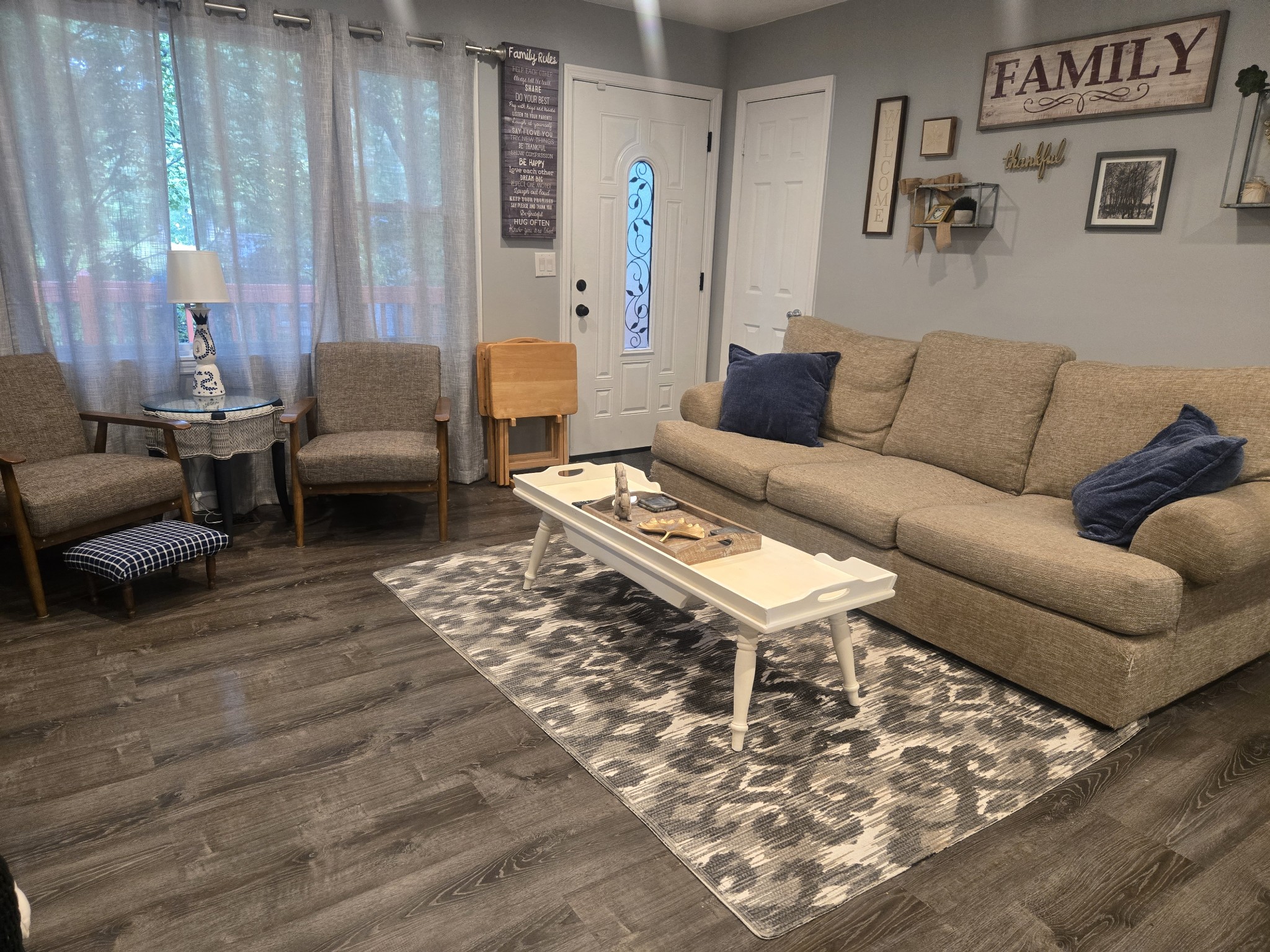 633 Laurel Lake Dr