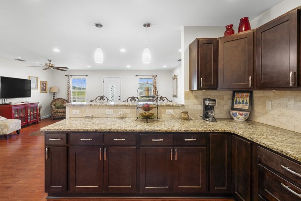 110 Elise Cir