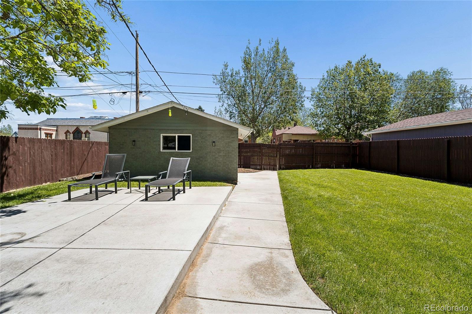 3040 N Columbine Street