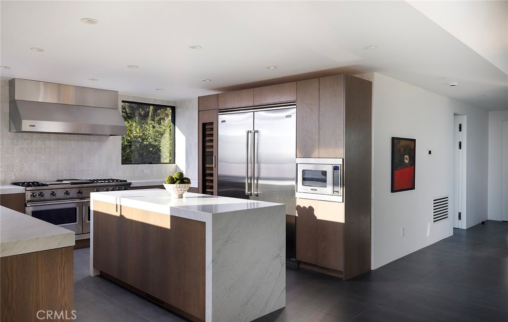 9015 Alto Cedro Drive