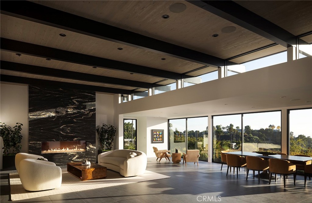 9015 Alto Cedro Drive