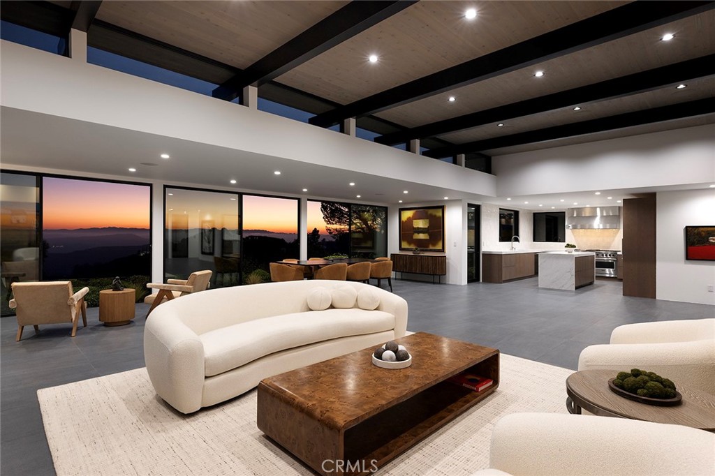 9015 Alto Cedro Drive