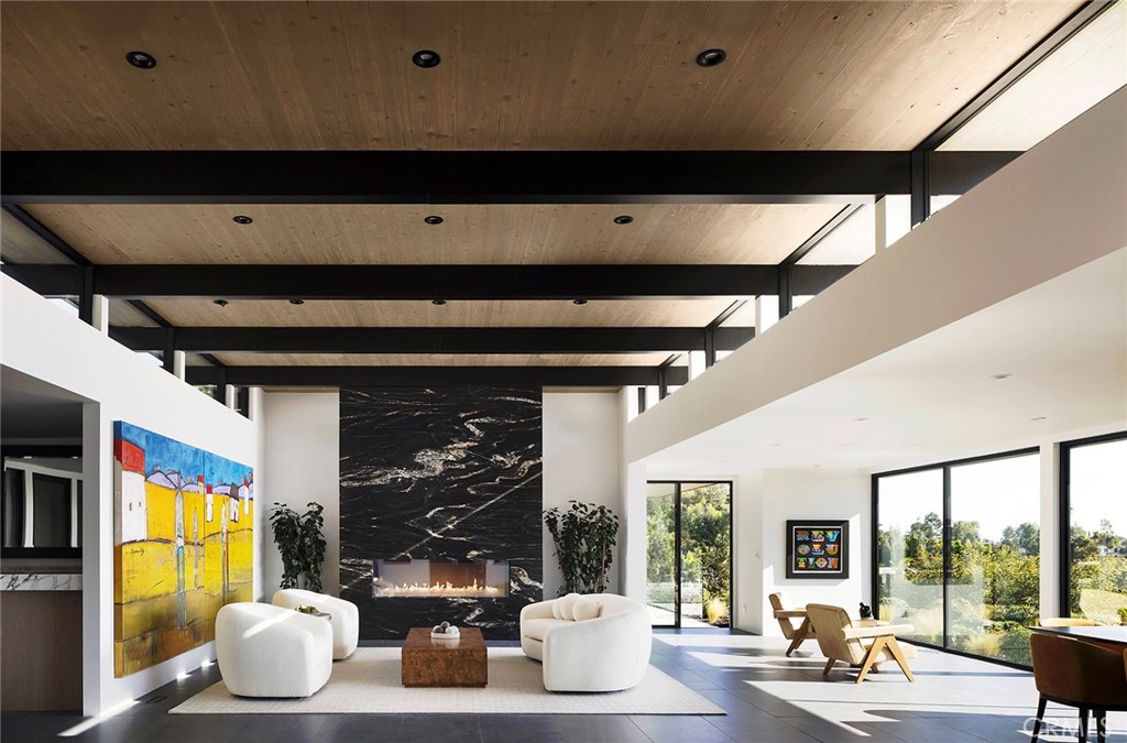 9015 Alto Cedro Drive