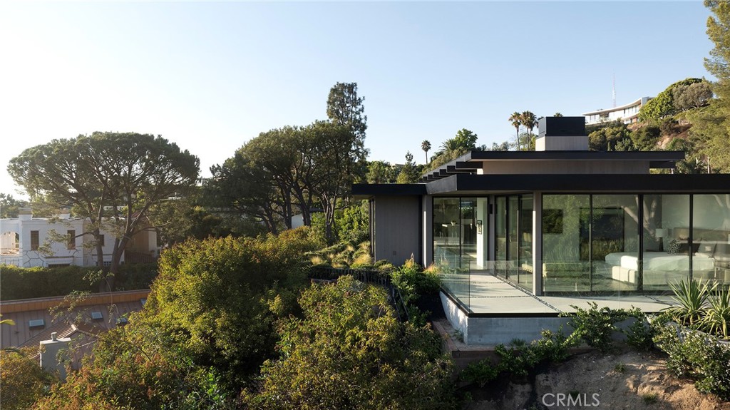 9015 Alto Cedro Drive