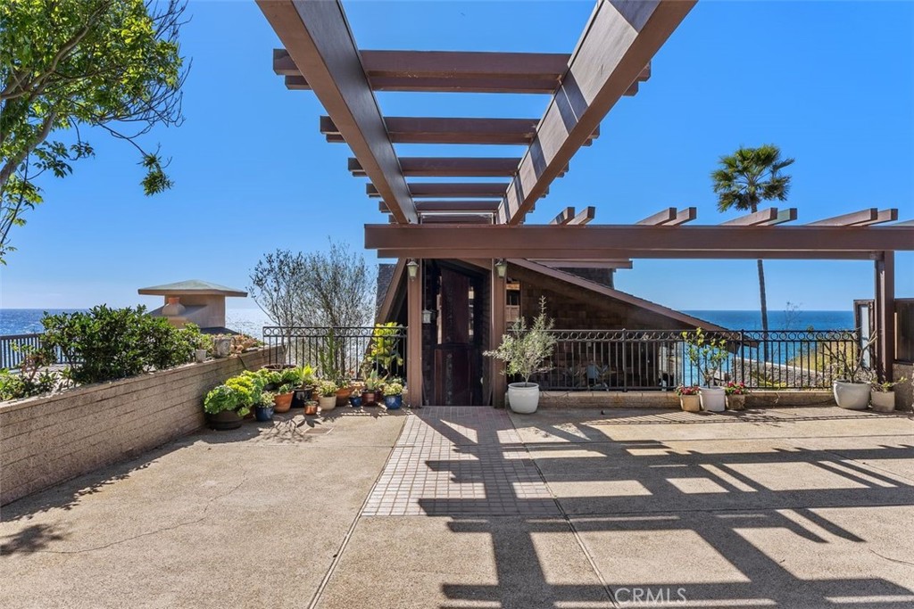 31995 Coast Hwy.
