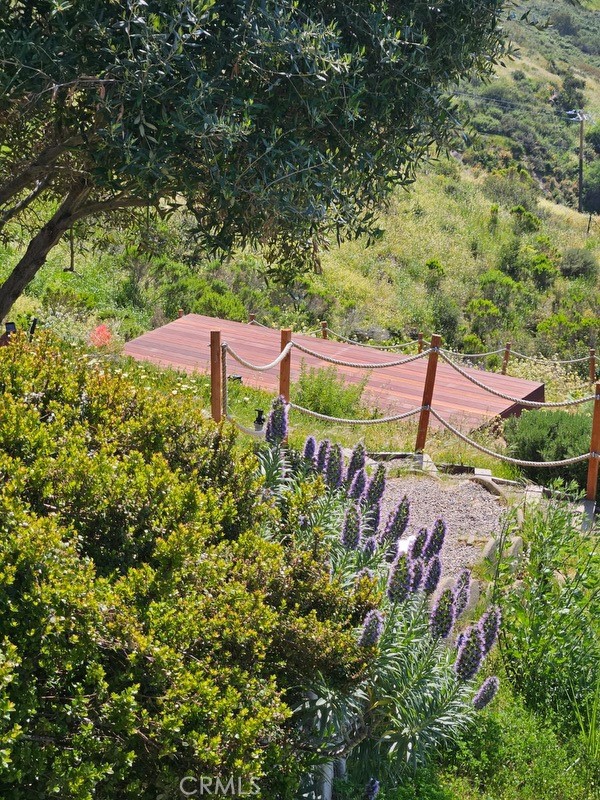 2516 Temple Hills Drive