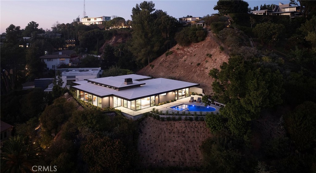 9015 Alto Cedro Drive