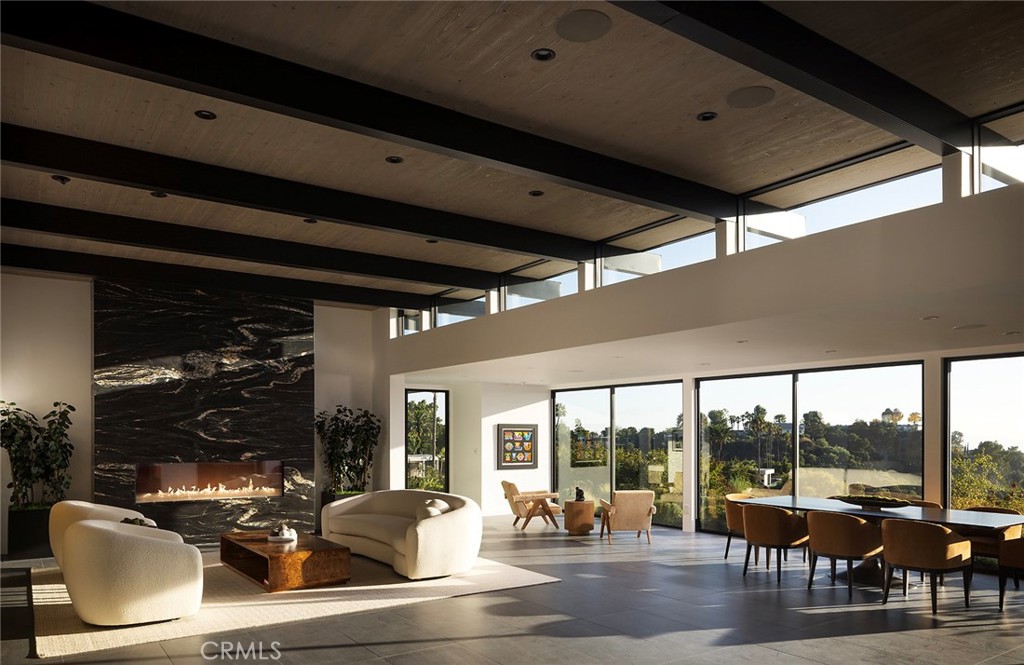 9015 Alto Cedro Drive